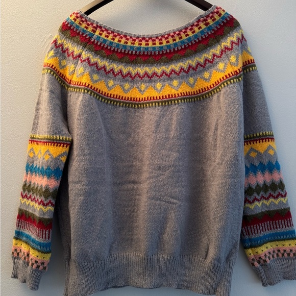 Colorful Patterned Sweater Size XL - Picture 7 of 9